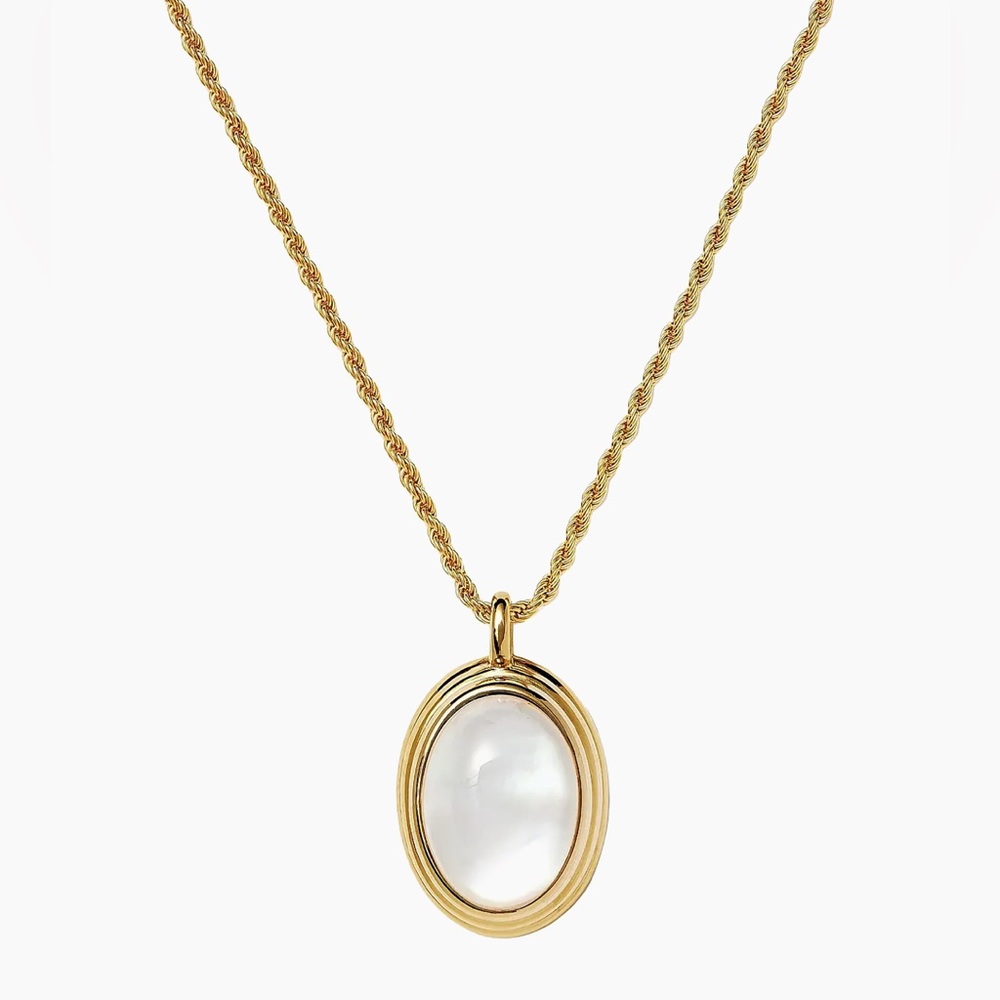 Brand new Missoma Mother of Pearl Necklace